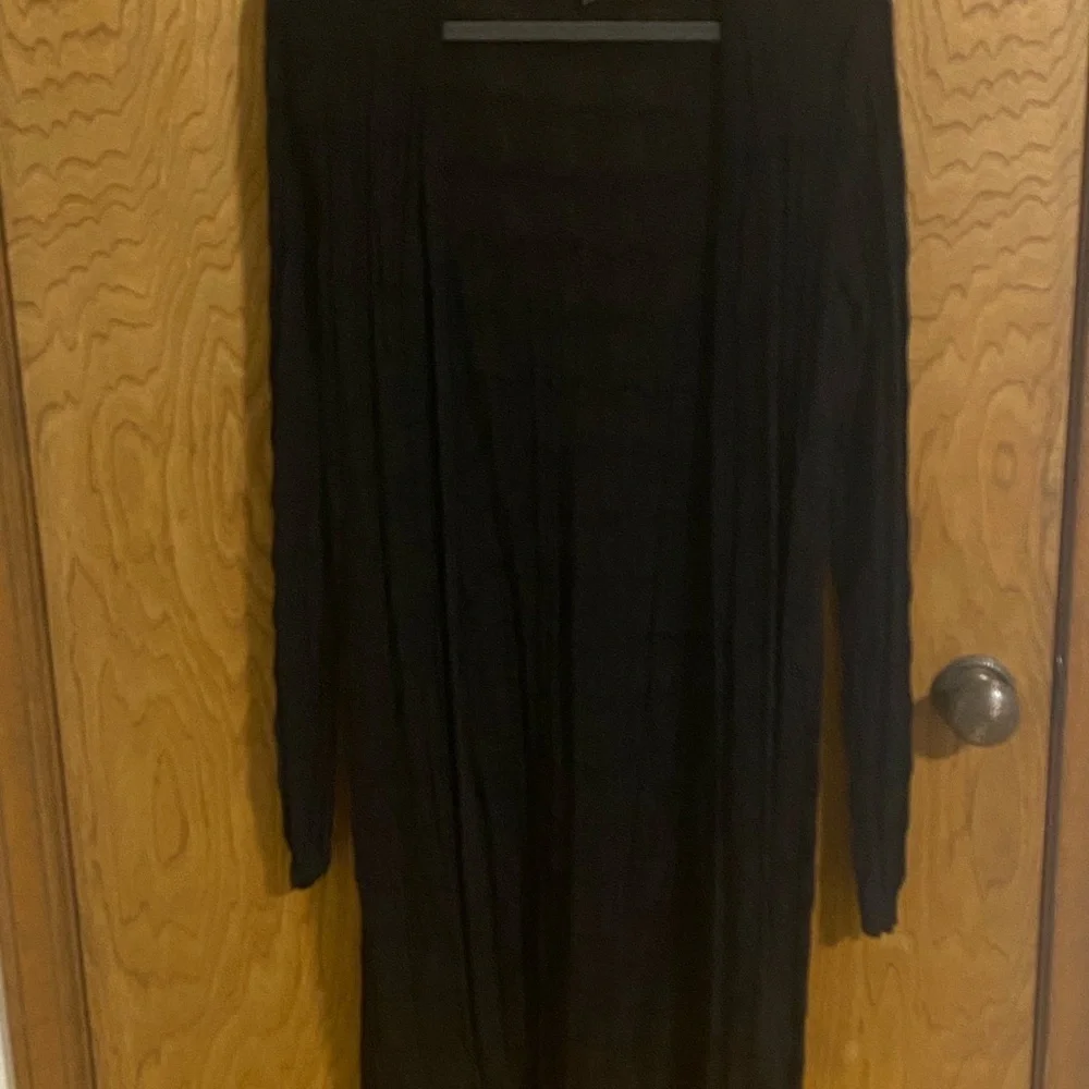 White House Black Market Large Open Front Cardigan 100% Rayon Splits on sides